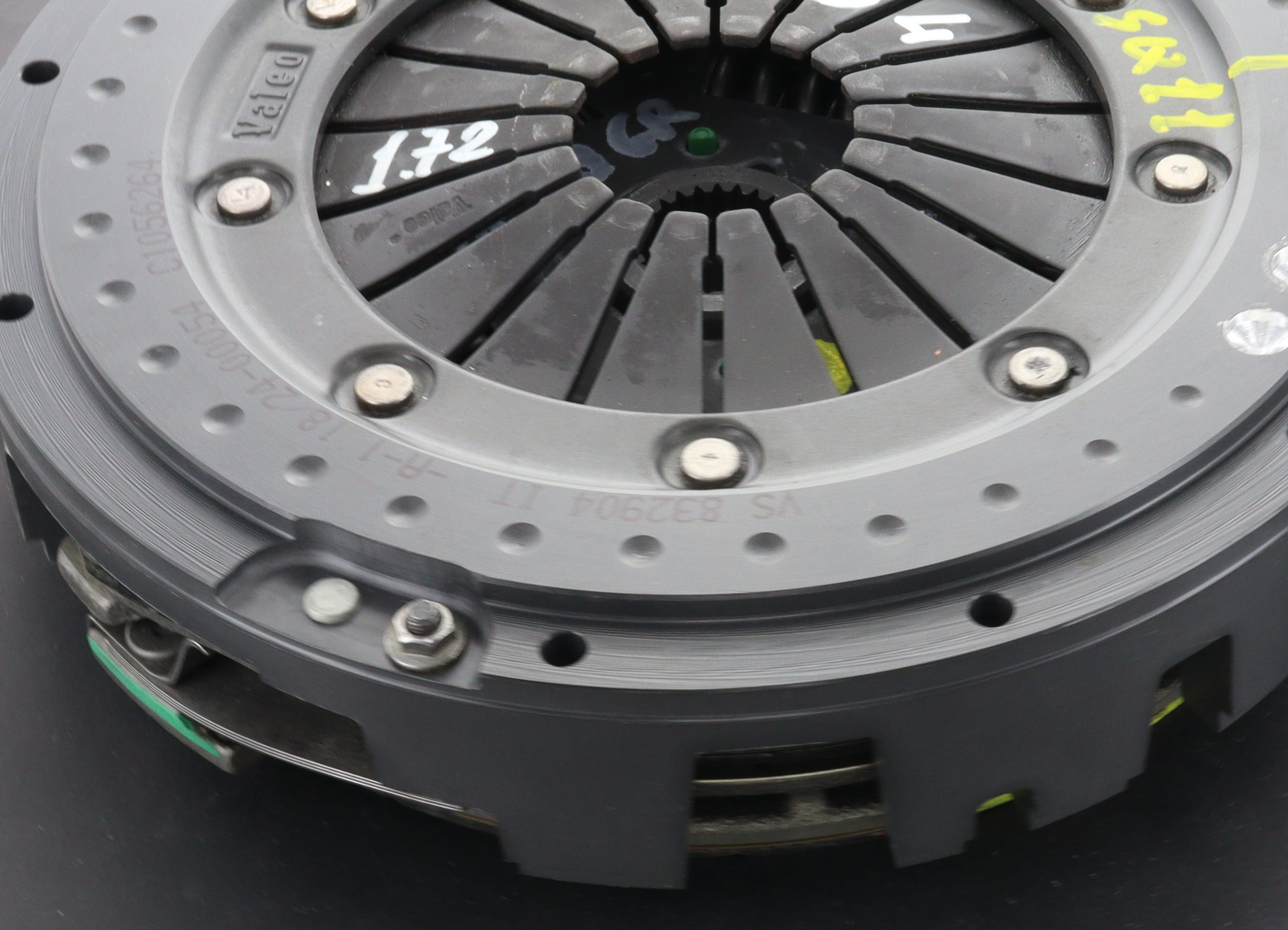 Lamborghini E-Gear NEW Clutch 07L105269K 07L105269F Audi R8 Clutch 07L141011M 07L141011E
079-141-011-E 079141011C 79141011E V8 V10 R-Tronic