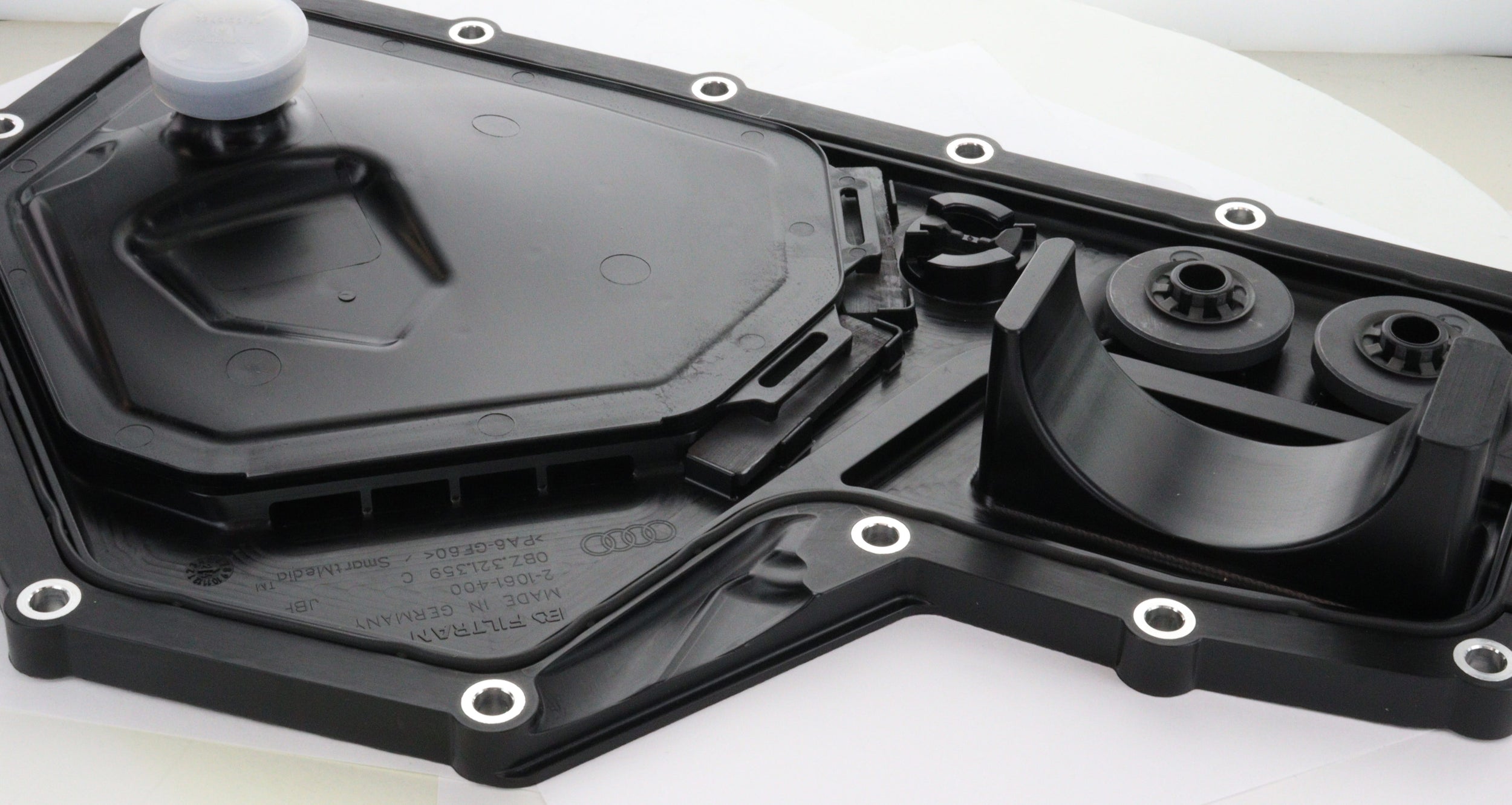 Audi R8 Transmission Oil Pan W/Gasket 0BZ321359C 0BZ321359B