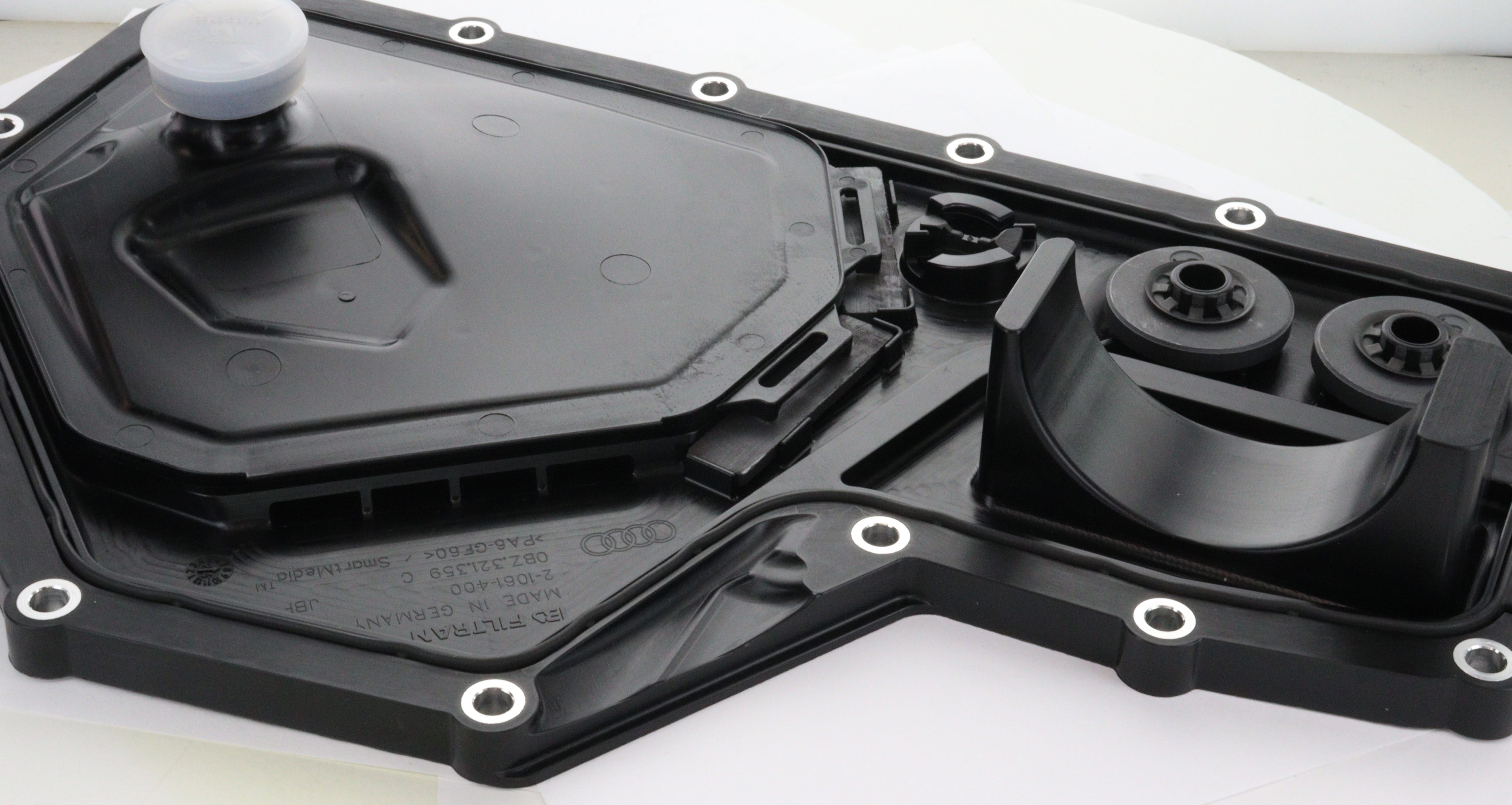 Audi R8 Transmission Oil Pan W/Gasket 0BZ321359C 0BZ321359B