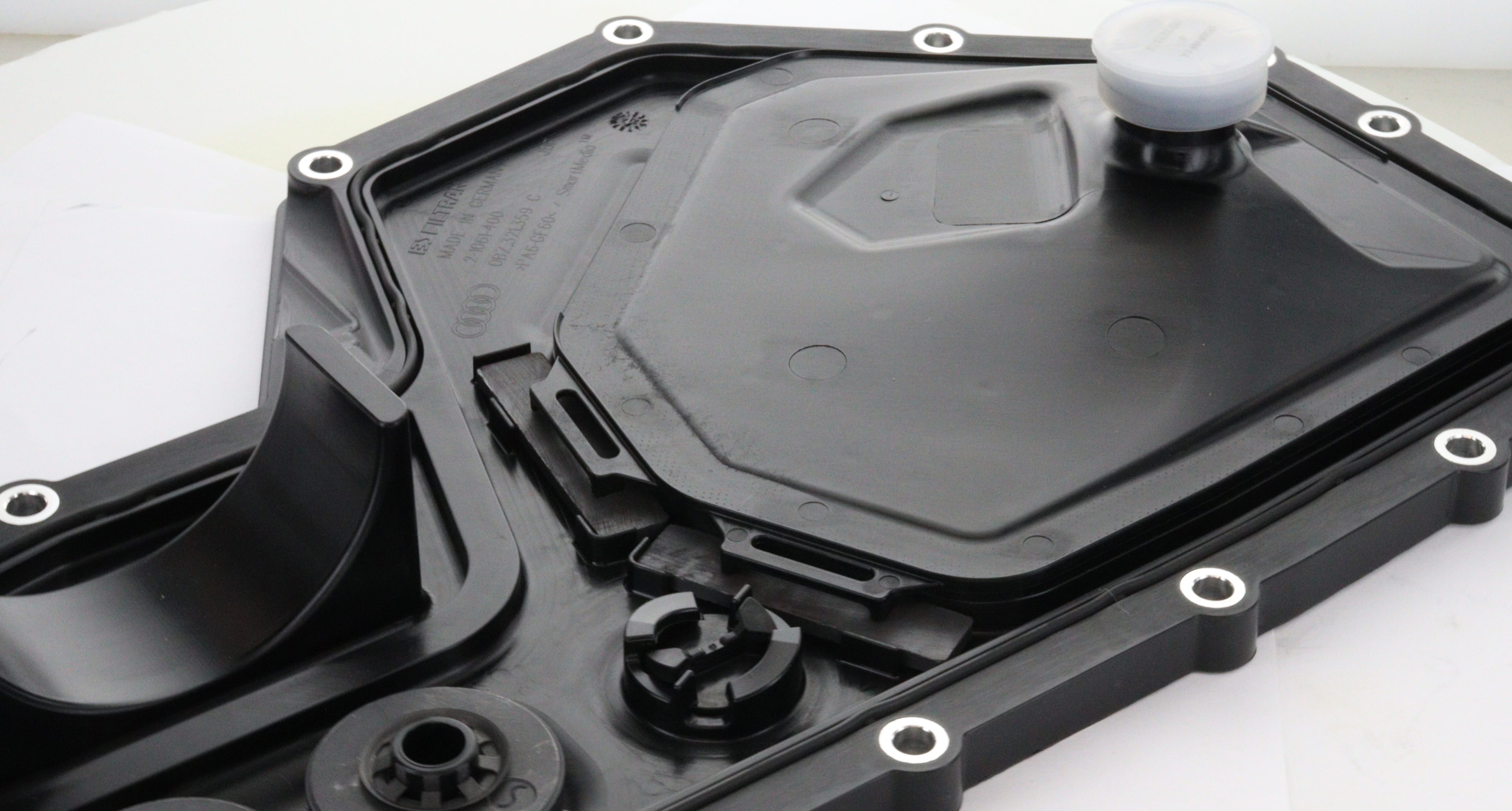 Audi R8 Transmission Oil Pan W/Gasket 0BZ321359C 0BZ321359B