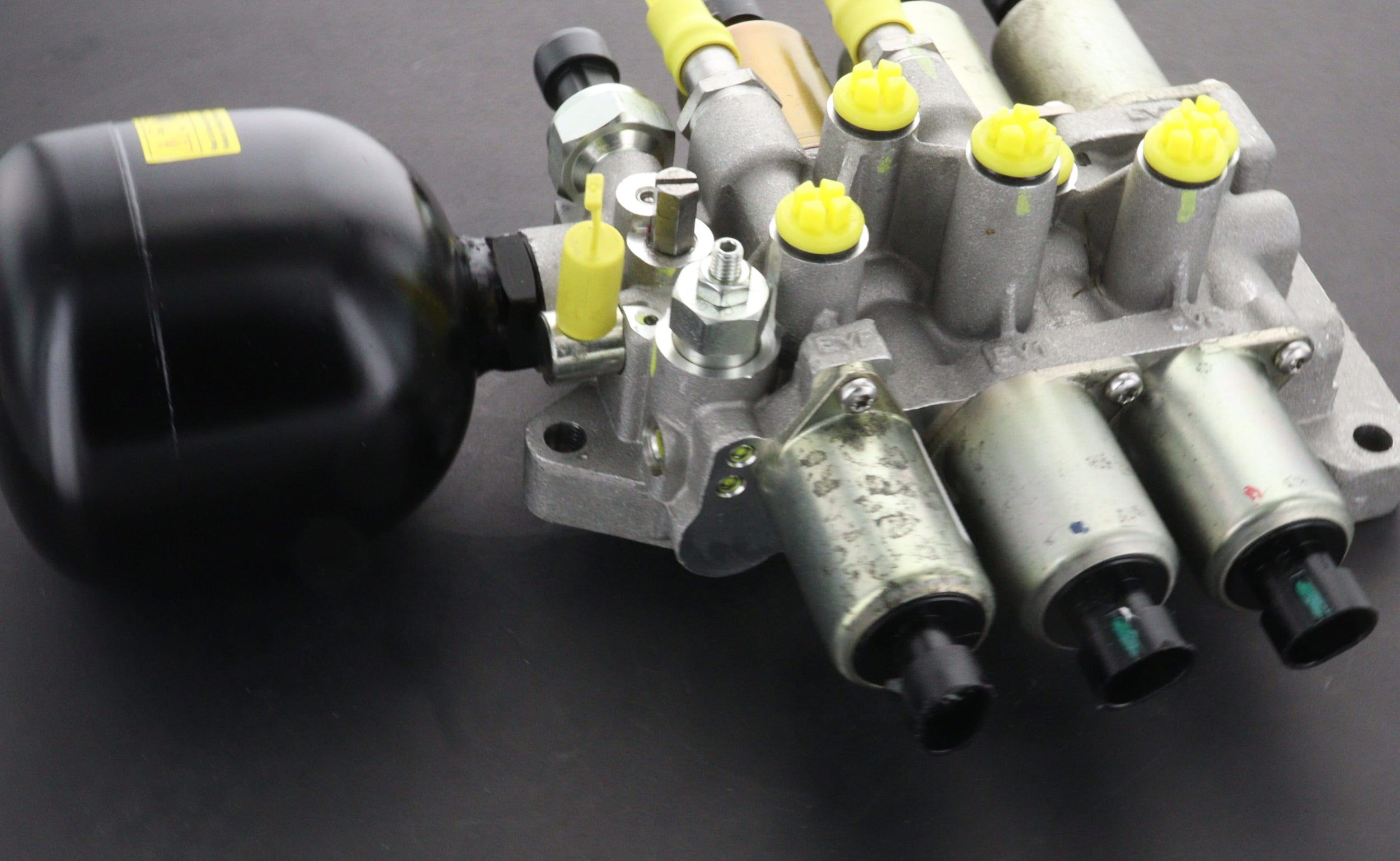 179533 Gearbox Hydraulic Power Unit Complete Ferrari 086325181C
086325585
086325297
086325293
086325295
086919331 Lamborghini Gallardo Murcielago E-Gear valves Group