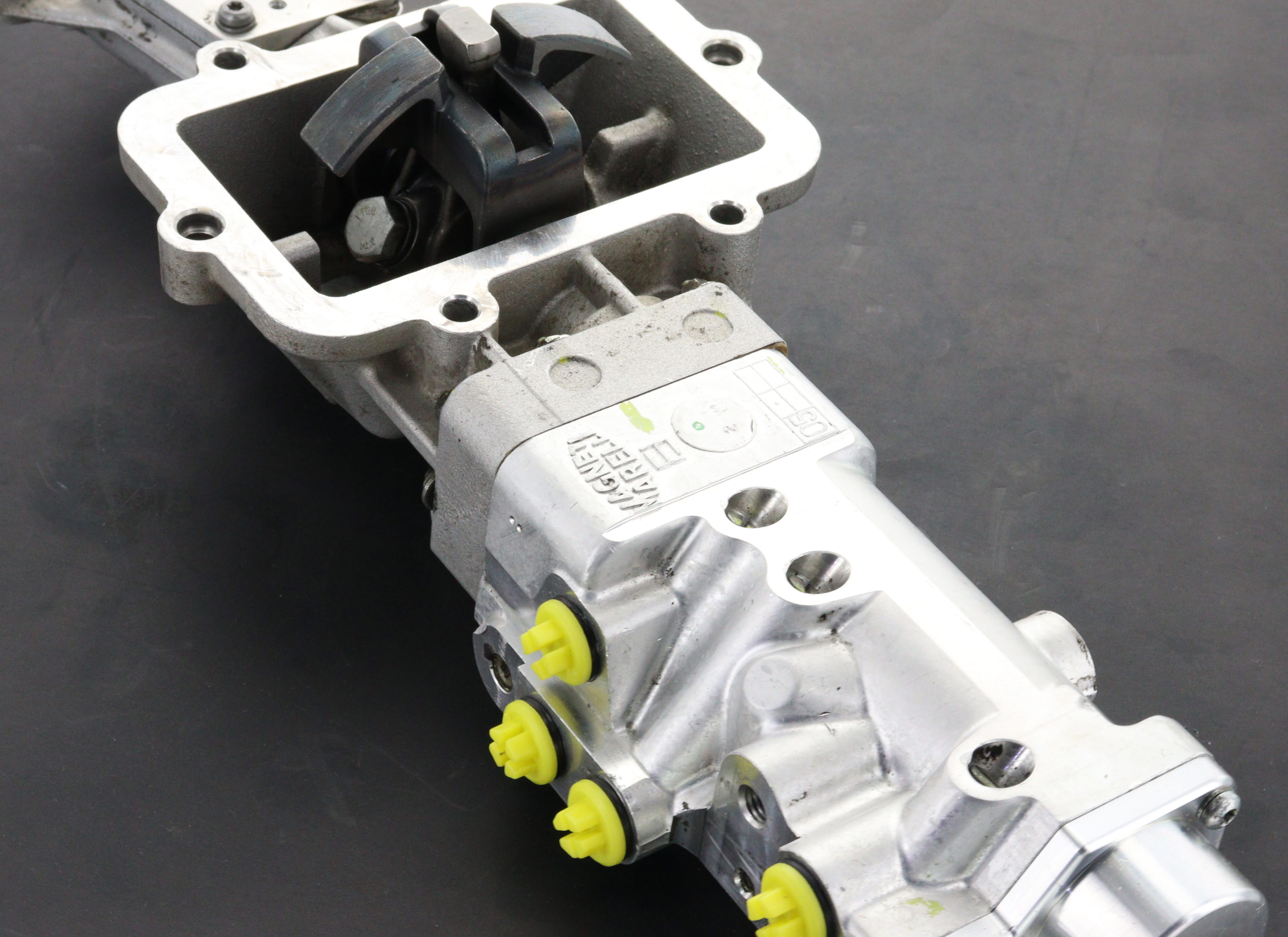 Rebuilt Maserati Actuator 260534 236033