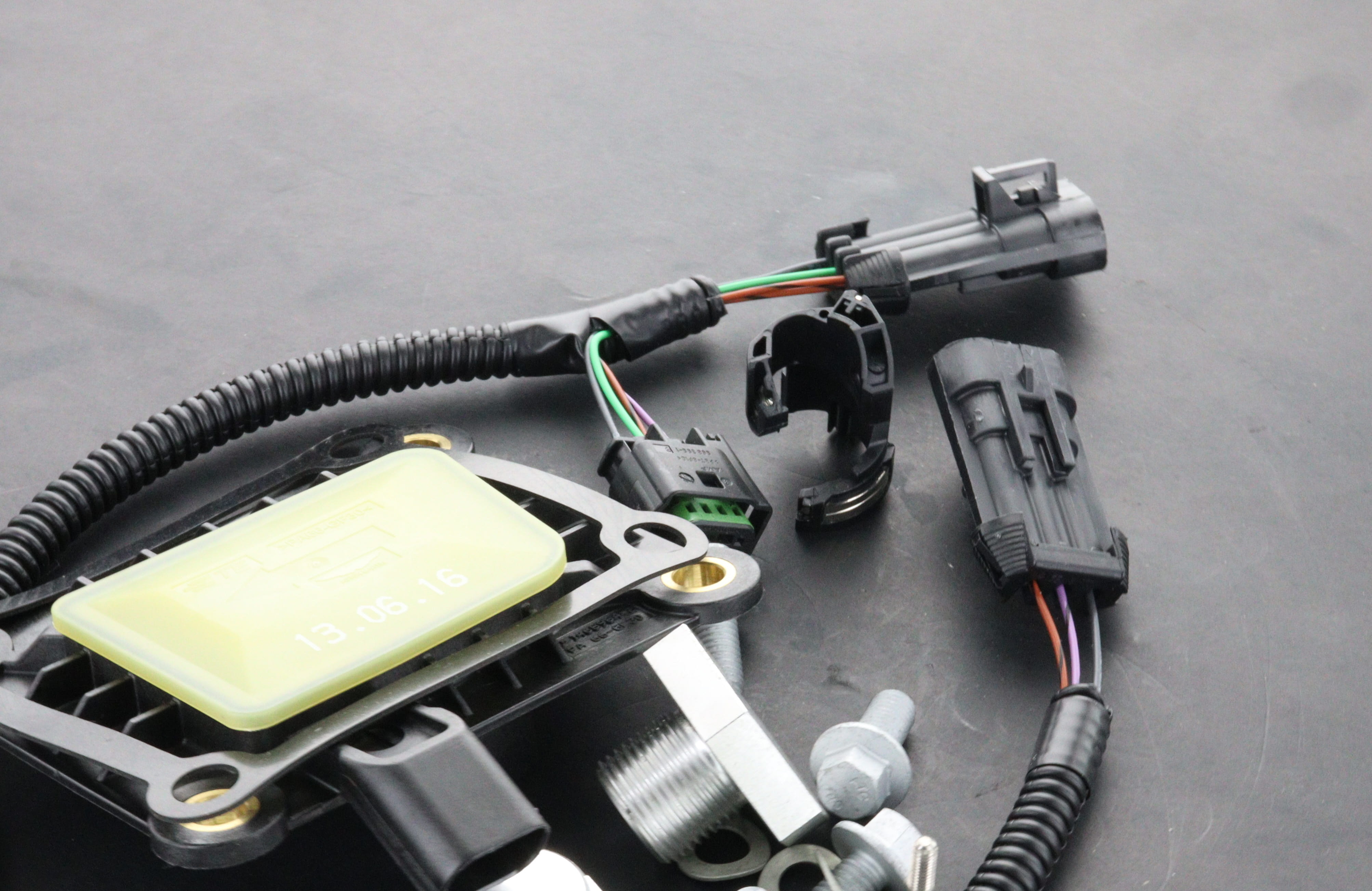 Aston Martin Vanquish Upgraded Magnetic Sensor Kit 1R12-41- 10465