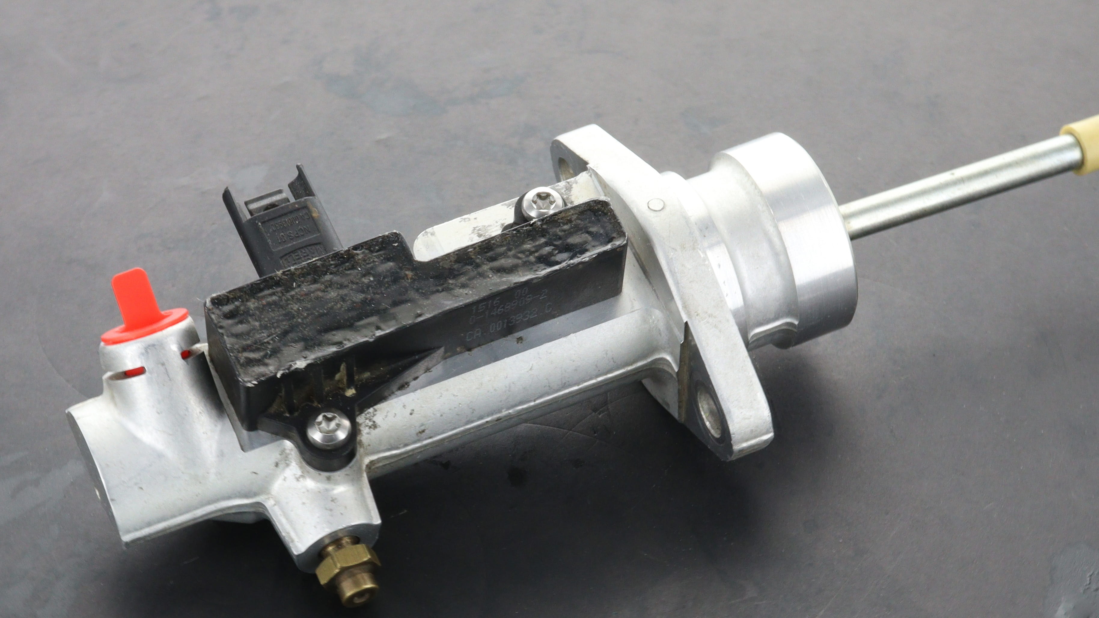 BMW E46 Clutch Slave Cylinder 21547507022 750722 - MLREng