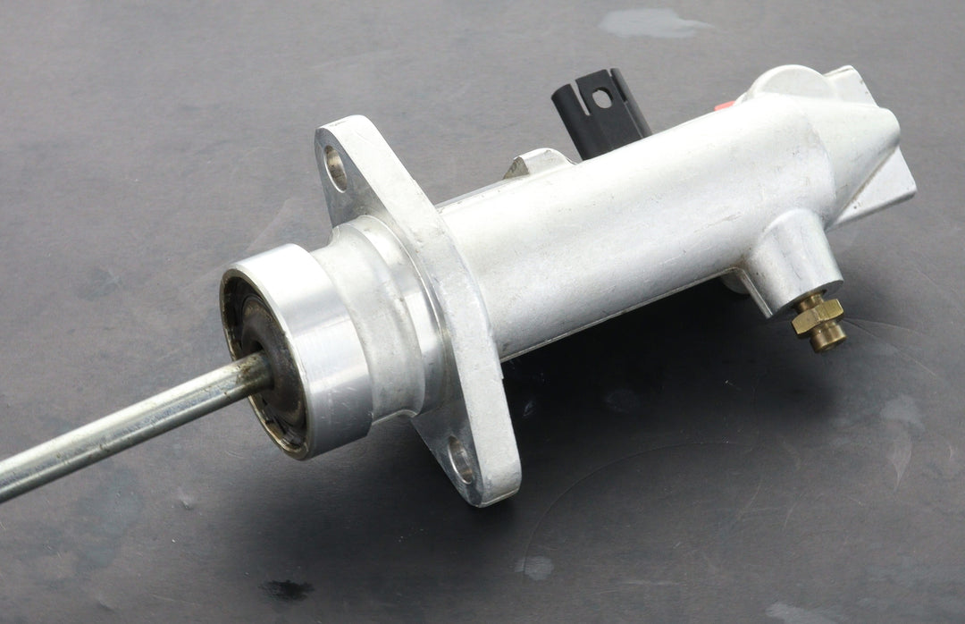 Clutch Slave Cylinder 21547507022