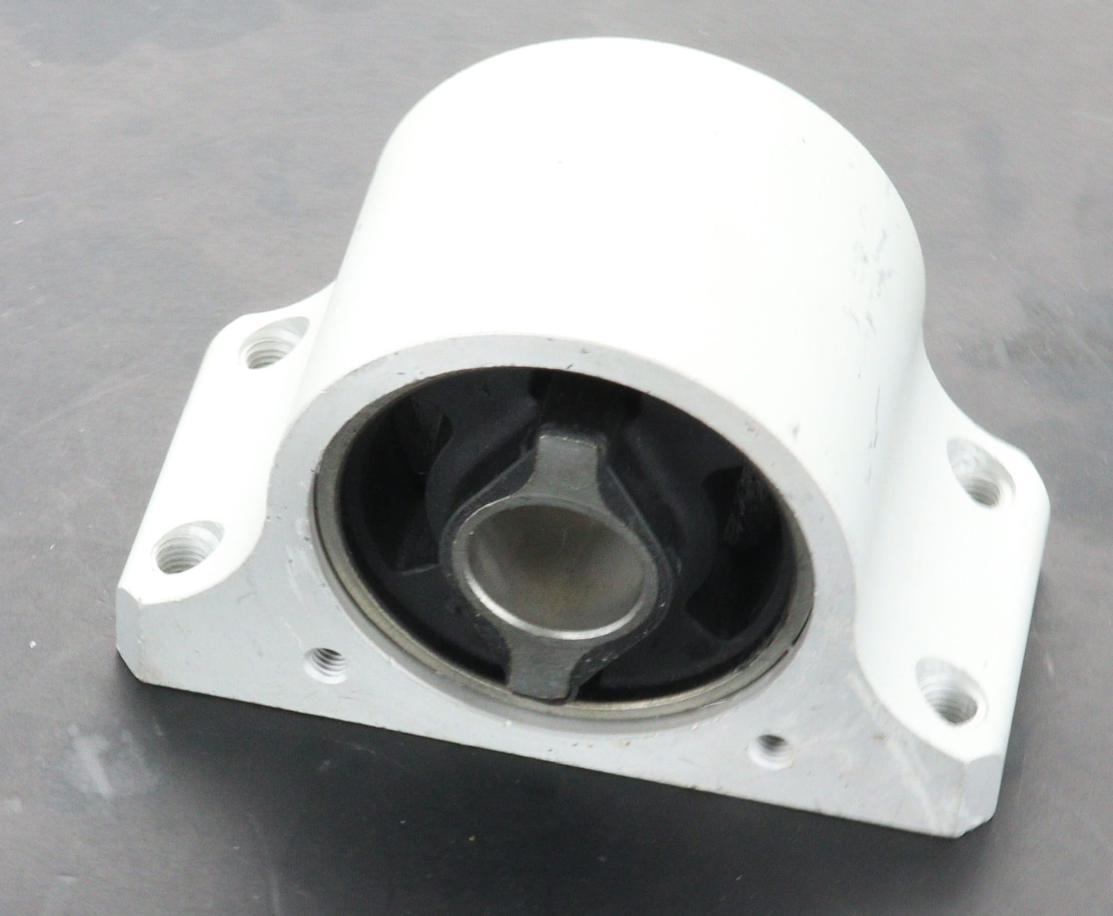 Ferrari F1 DCT Transmission Mount 239753 2008-2014 Ferrari California Gearbox Pad Support Bushing 268348 236890