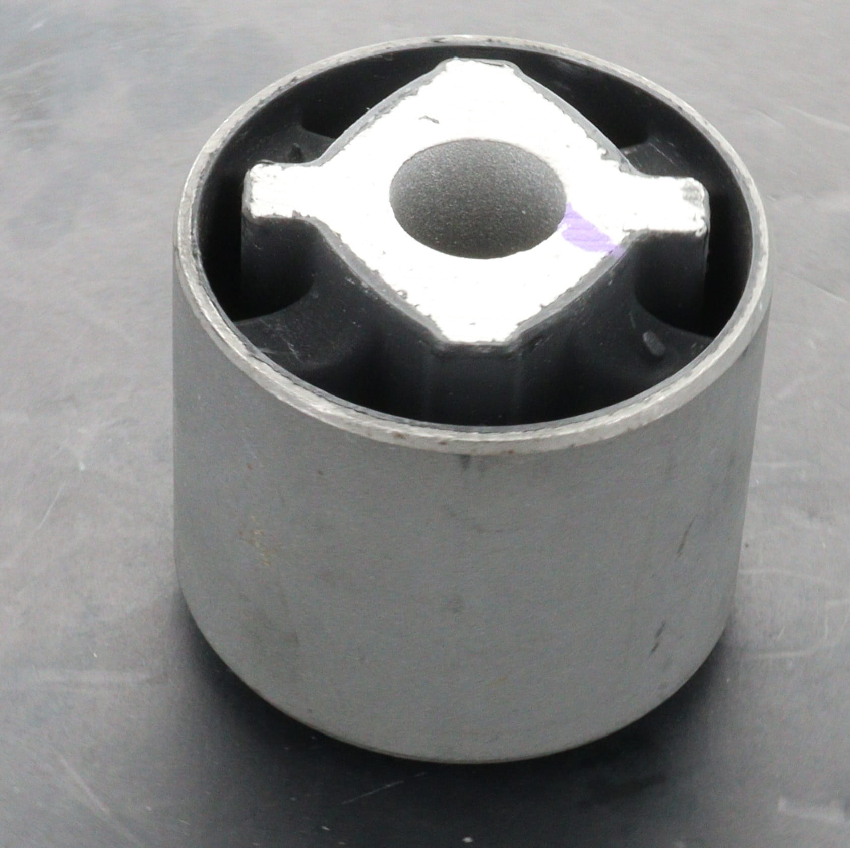 Ferrari F1 DCT 7DCL750 Transmission mount 266362