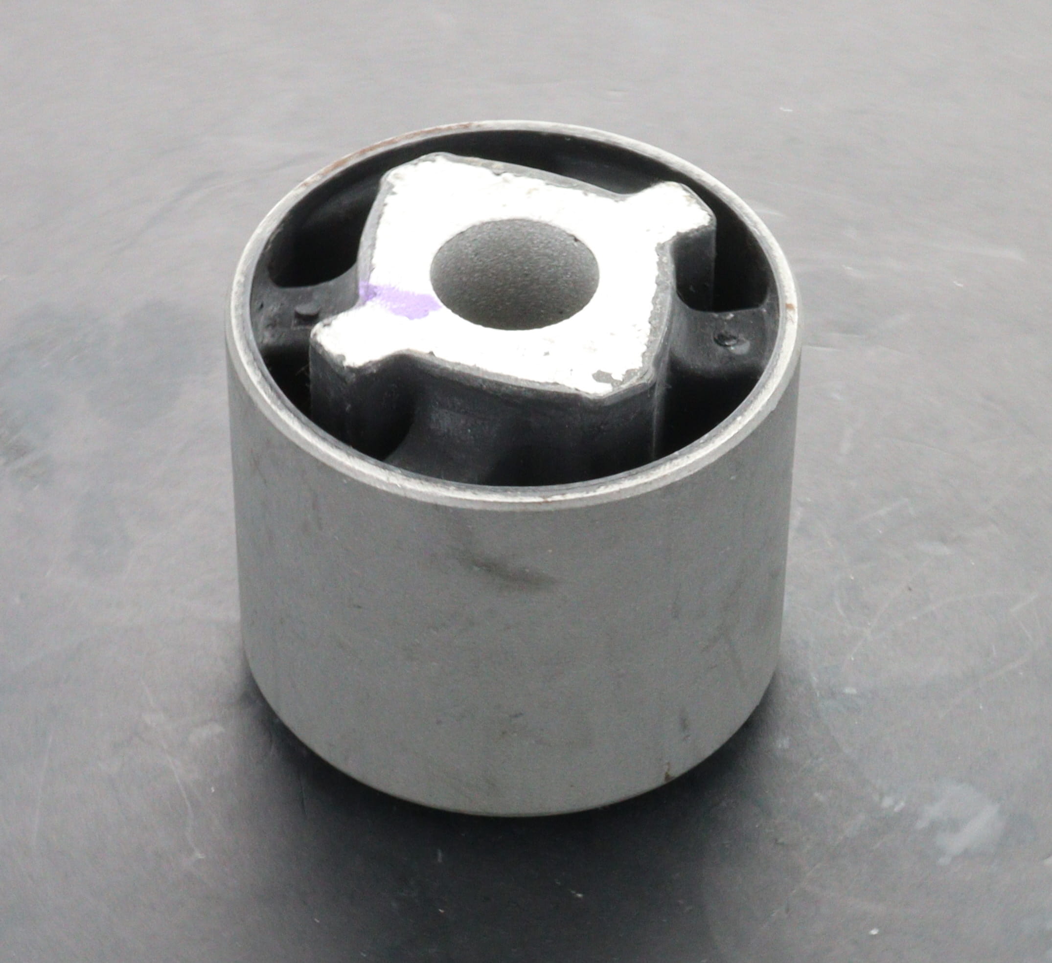 Ferrari F1 DCT 7DCL750 Transmission mount 266364