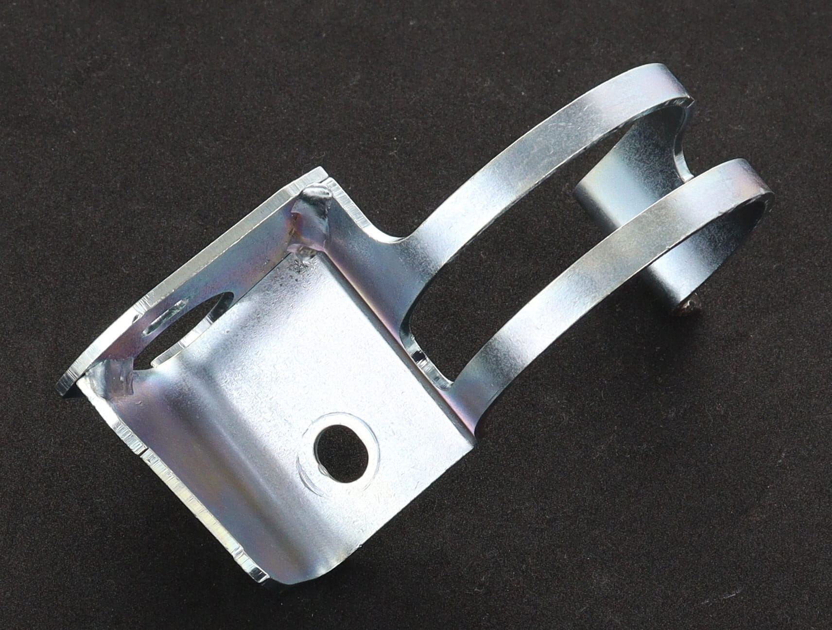 SMG III Pump mounting bracket-21542282998 23017841032