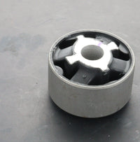 Ferrari F1 DCT Transmission mount 301376