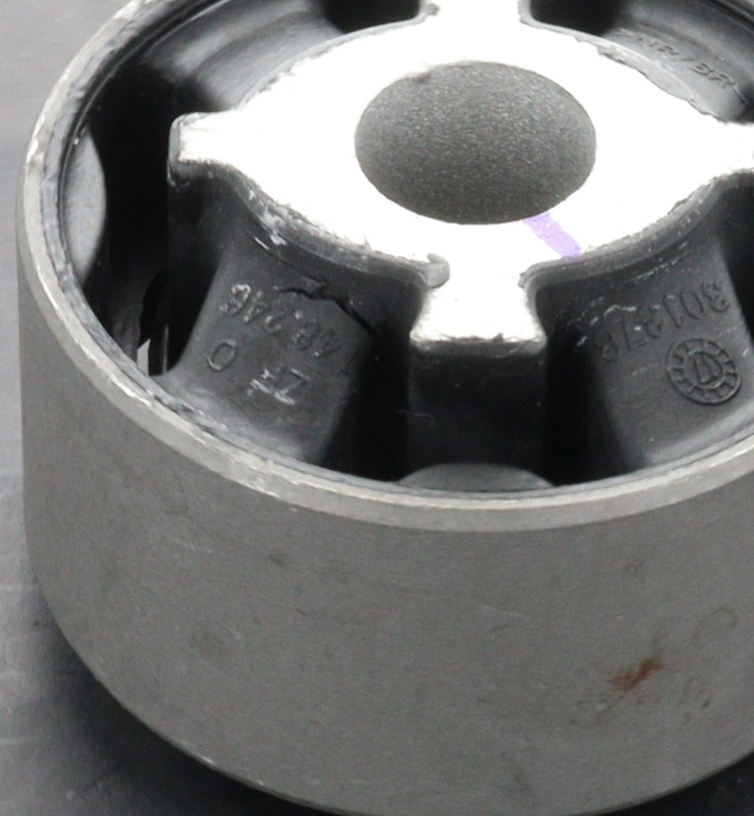 Ferrari F1 DCT Transmission mount 320314