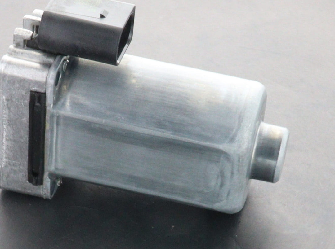 Lamborghini E-Gear ISR Motor For Hydraulic Pump 470398199 New 470398199
470398162
0CE301247A
0CE301247