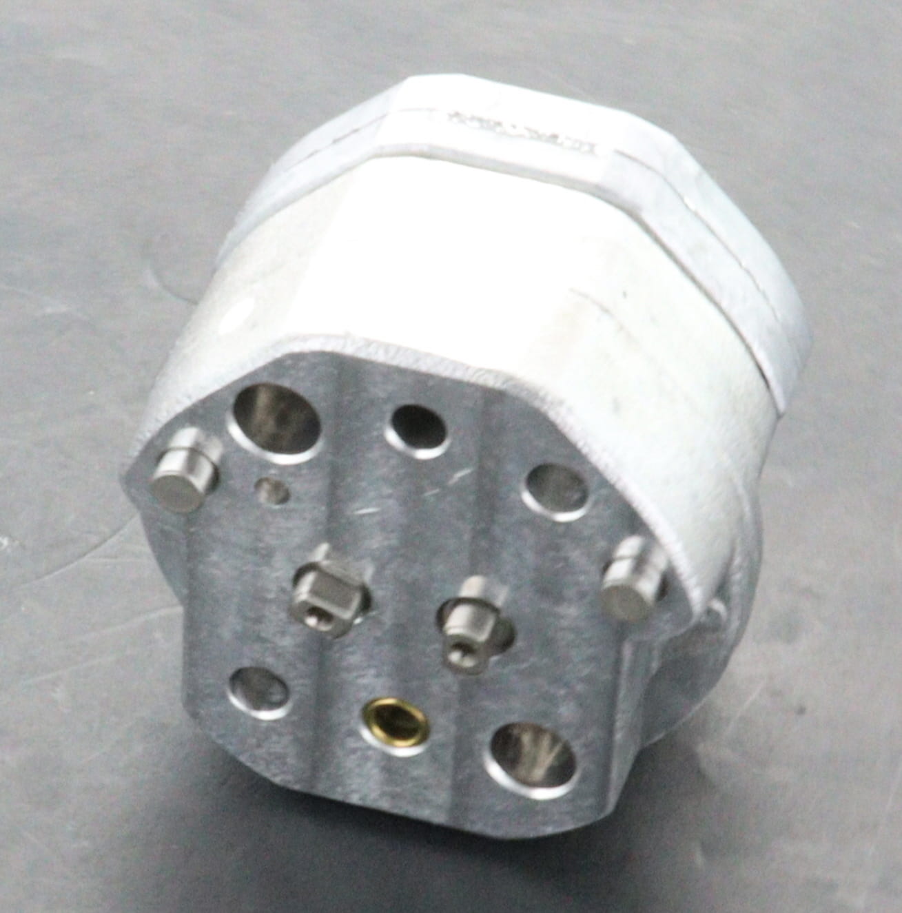 Toyota/Lexus AHC (Active Height Control) Pump Sub-Assy 48901-60010 4890160010
