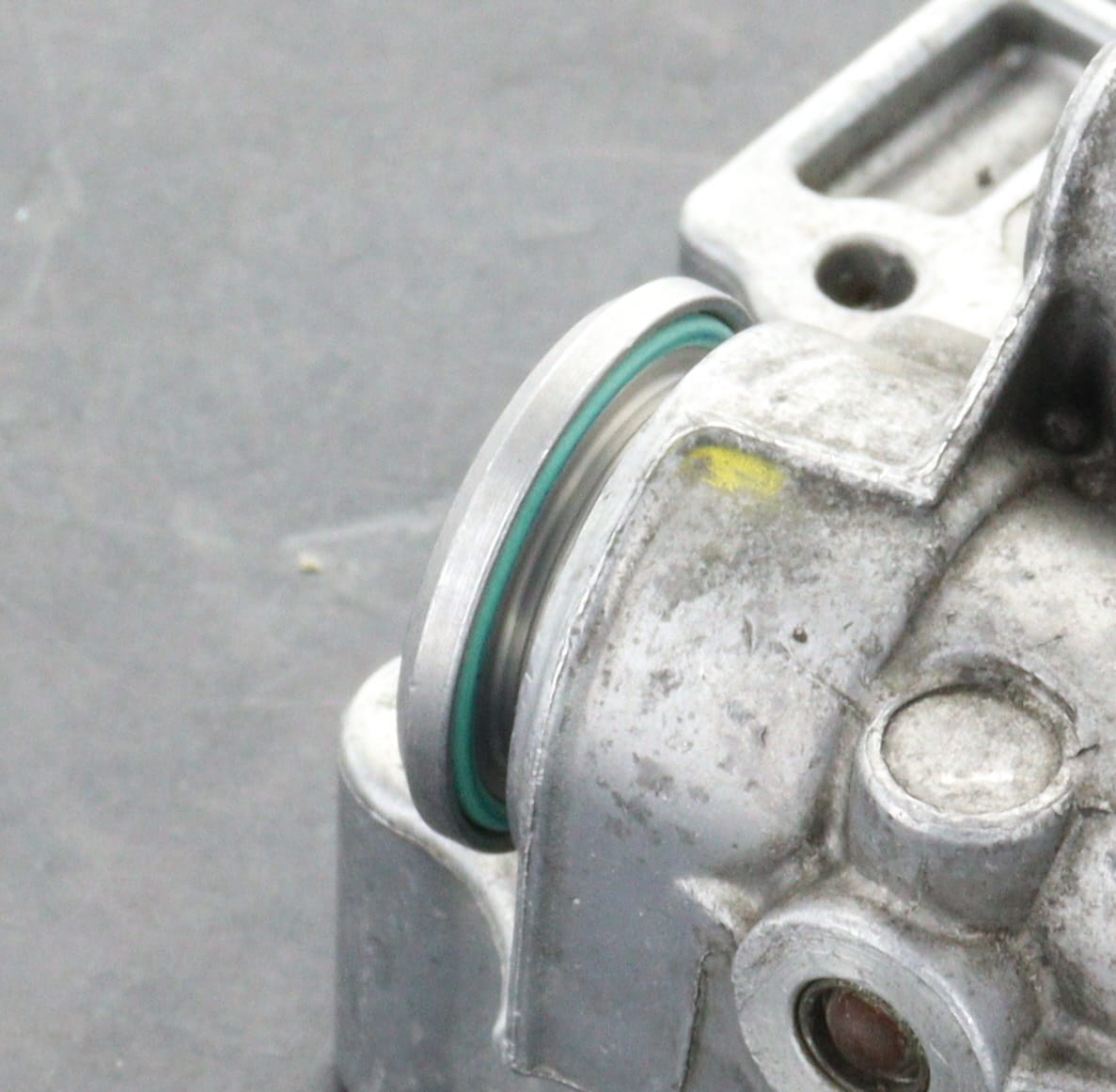 Upgraded Differential Pump Filter plug - GM (87830715) eLSD
