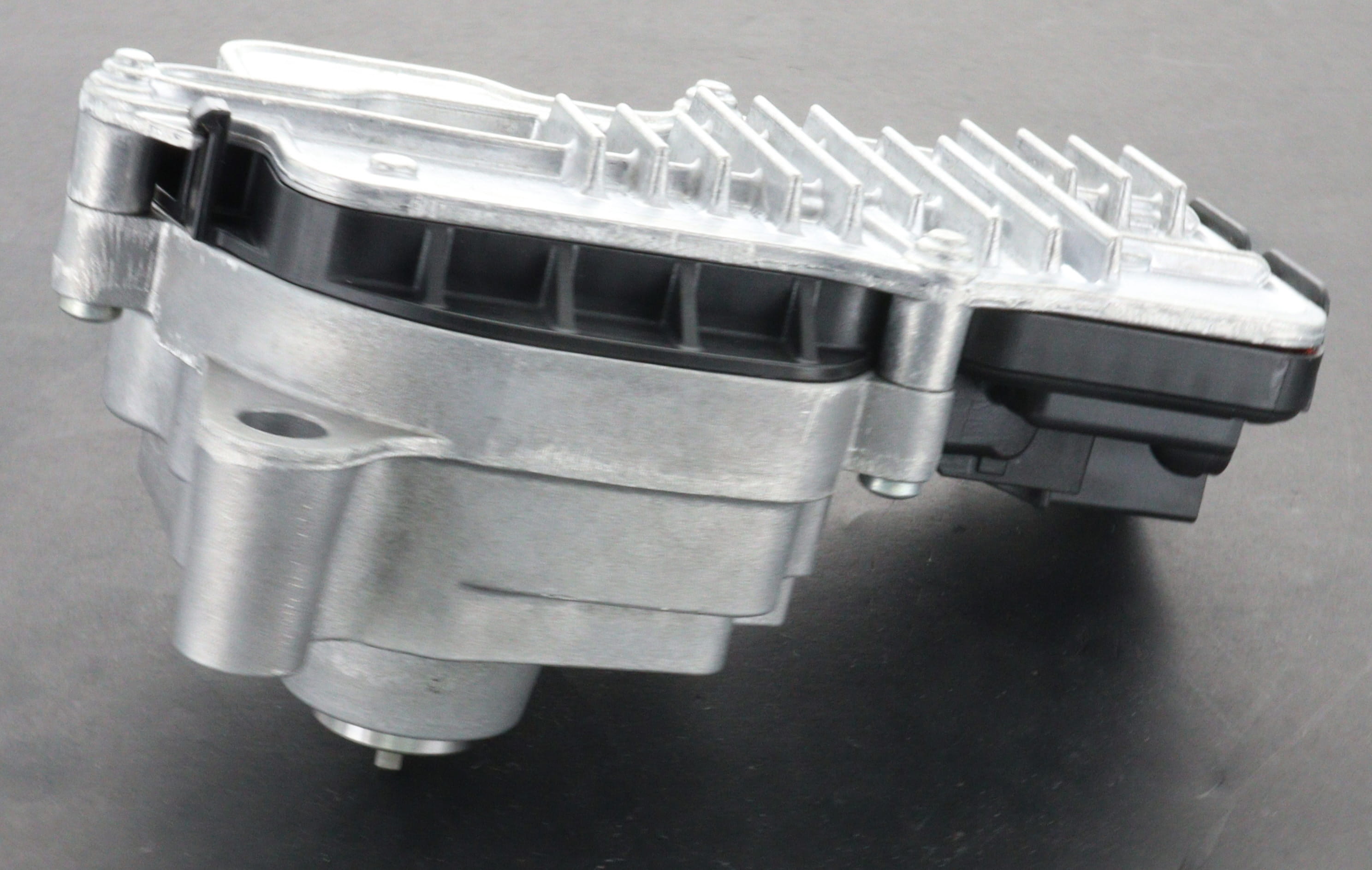 55.100.3402.jpg?v=1735603501