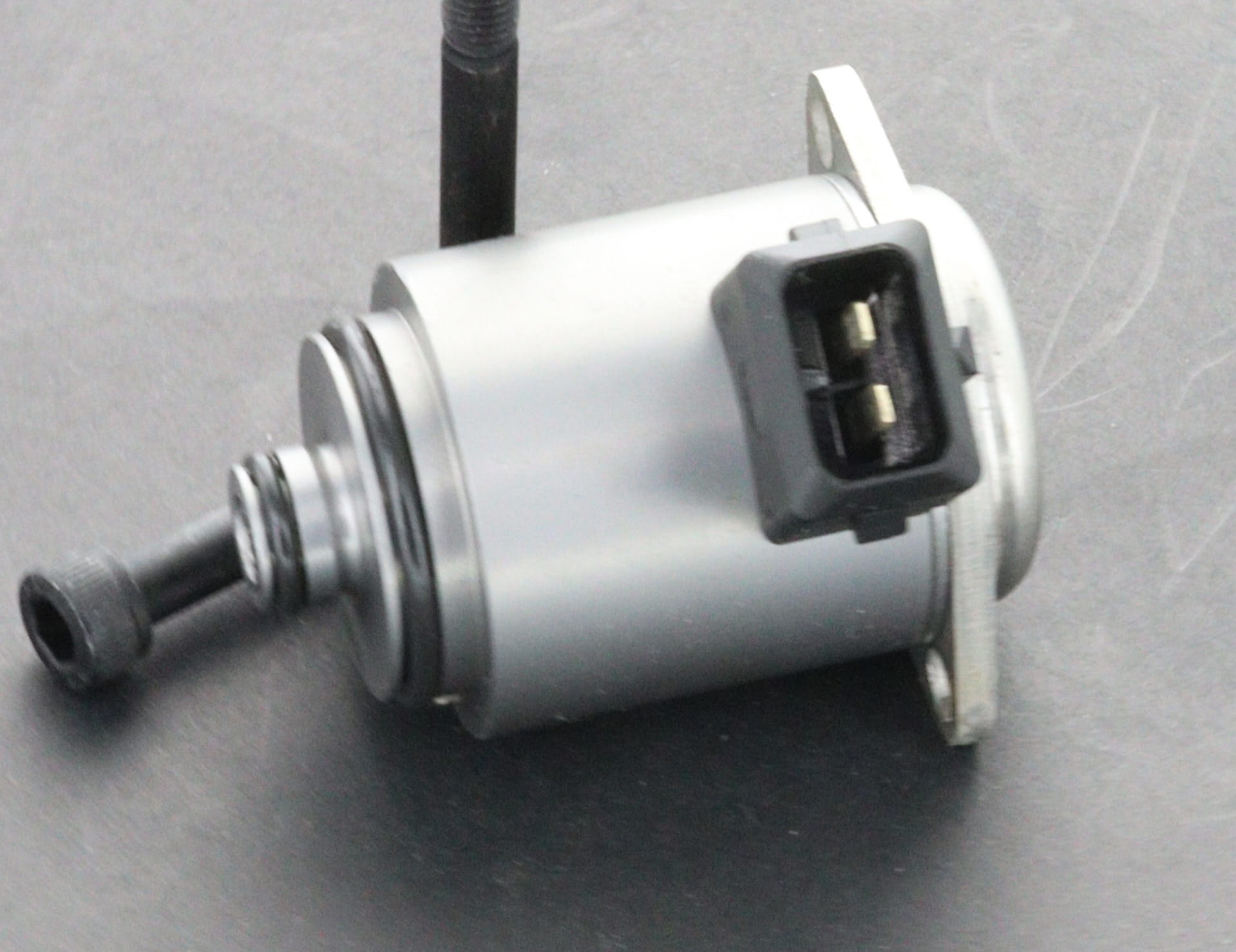 Mercedes SPS Solenoid Valve 2214600084 221-460-00-84 A2214600084 Mercedes Speed-Sensitive Steering Jaguar Rack and Pinion Control Valve - XR830017 Cadillac Rack And Pinion Control Valve - GM 25830755 19151742
Cadillac SRX 19435026 25901062 15950143 2008-2015 Cadillac CTS STS - 25830755 2010-2016 Cadillac SRX - 19435026 32106767407 32136751749 6751749 6767407 7039442216, 32 10 6 767 407, 528i