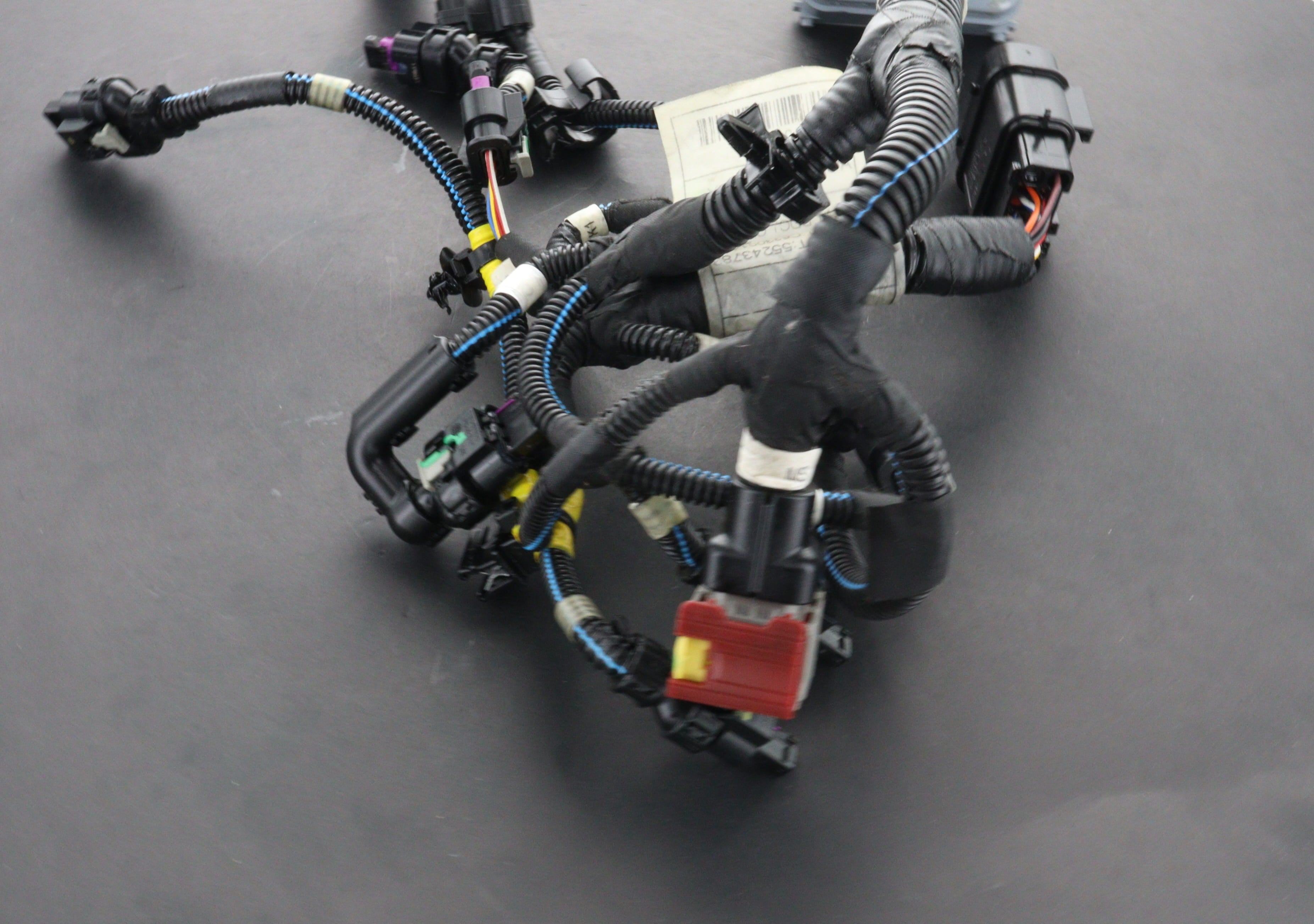 Dodge Dart DDCT Shift Actuator harness 68240543AA