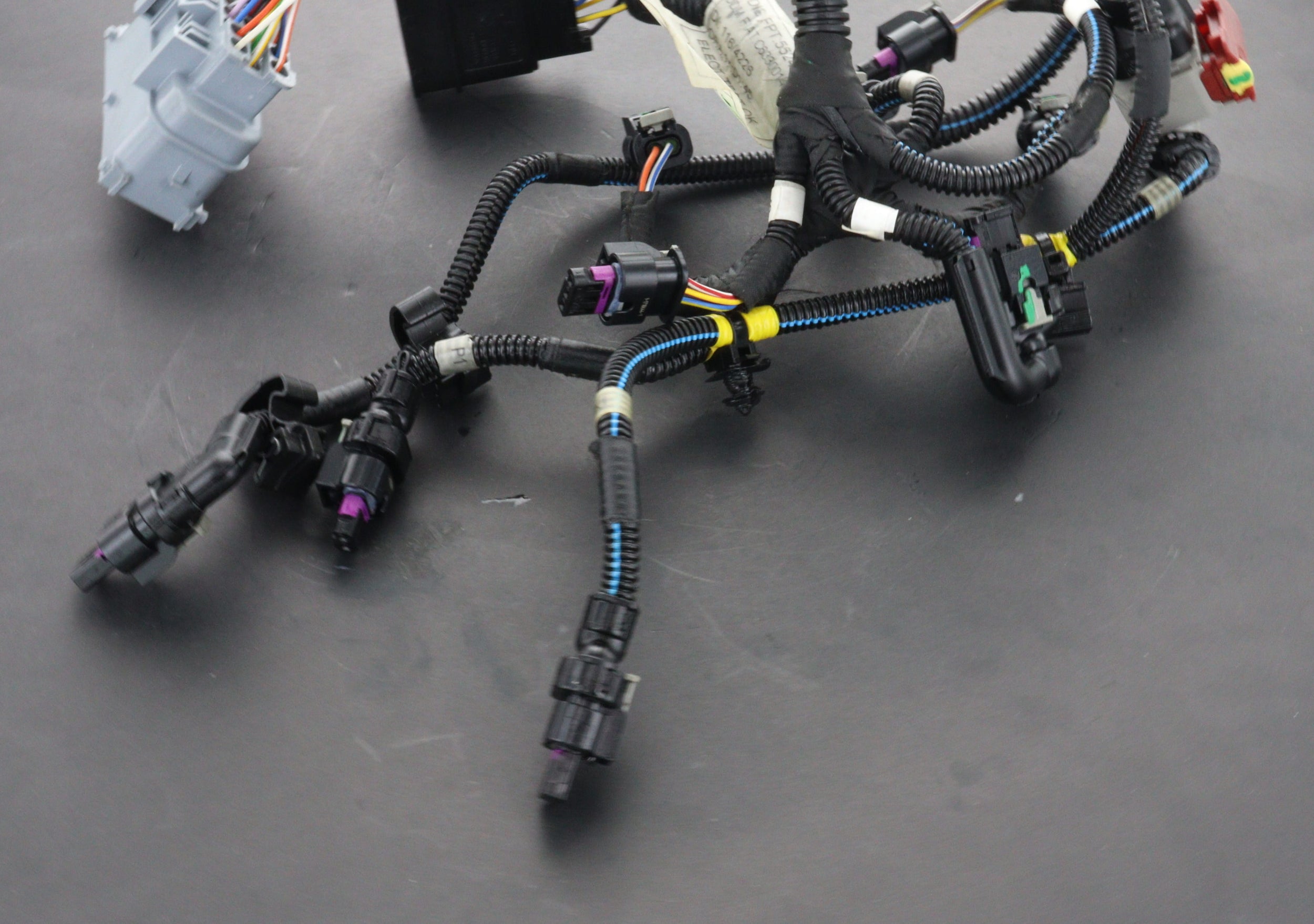 Dodge Dart DDCT Shift Actuator harness 68240543AA
