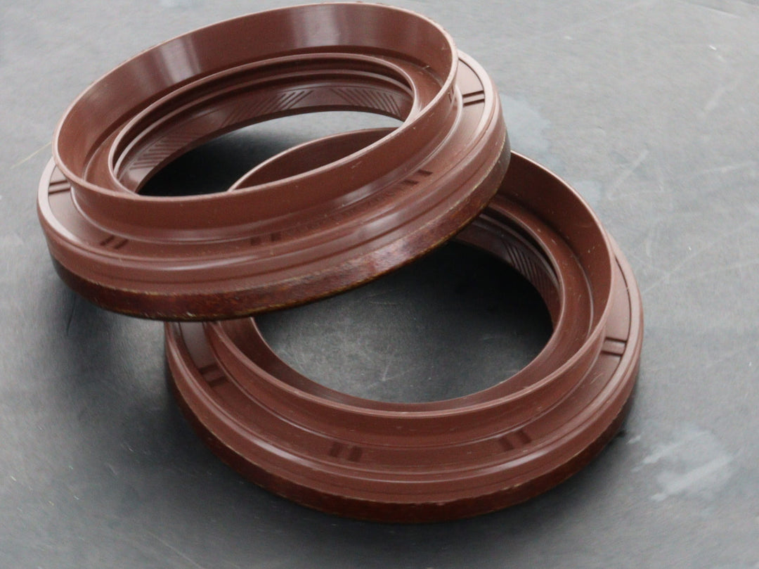 Tesla LDU / SDU Drive Shaft output Seal 17292-0Z010