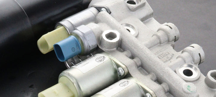 Aston Martin Vantage Sportshift ASM Valve Block BG33-5F498-AA BG335F498AA