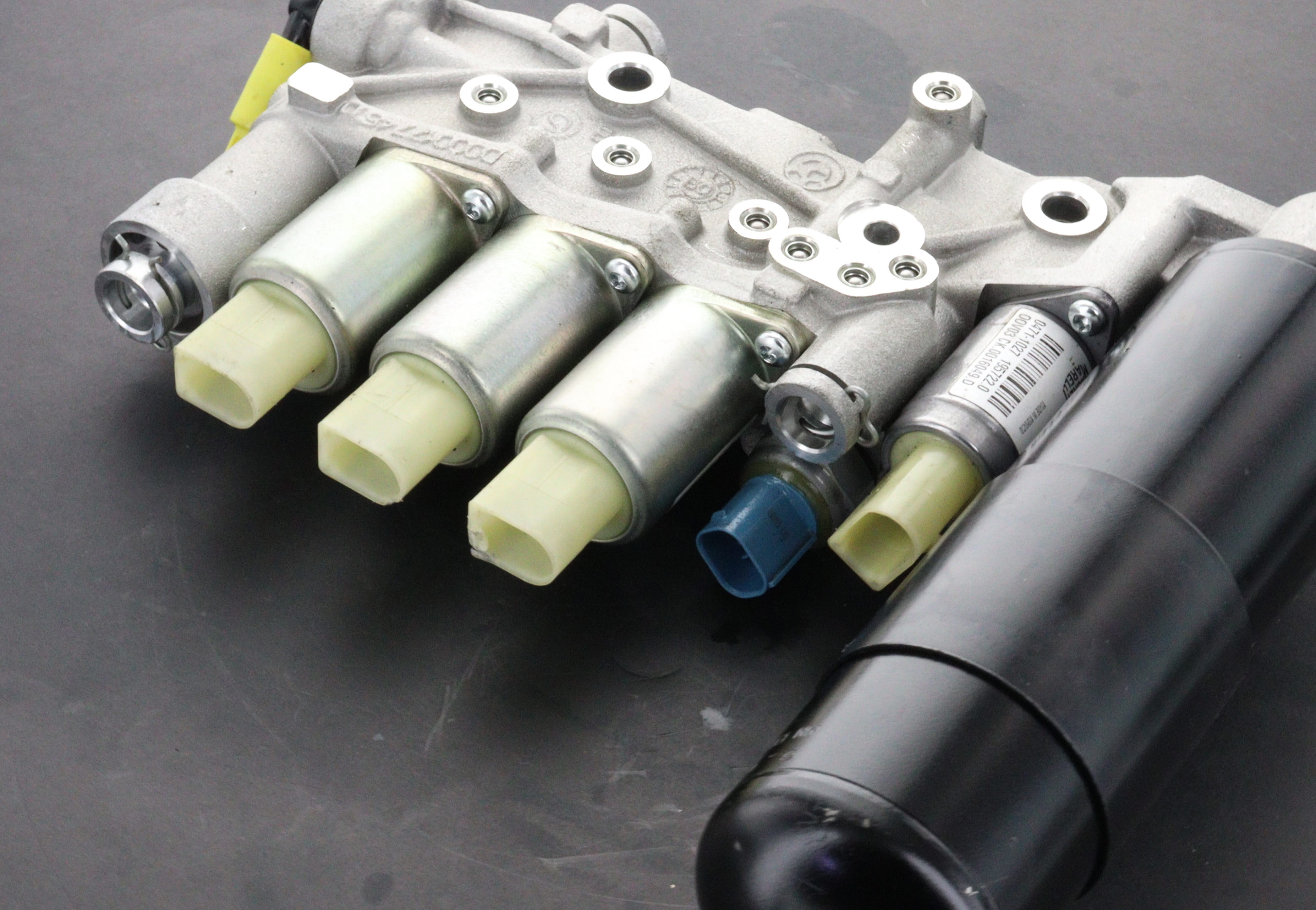 Aston Martin Vantage Sportshift ASM Valve Block BG33-5F498-AA BG335F498AA