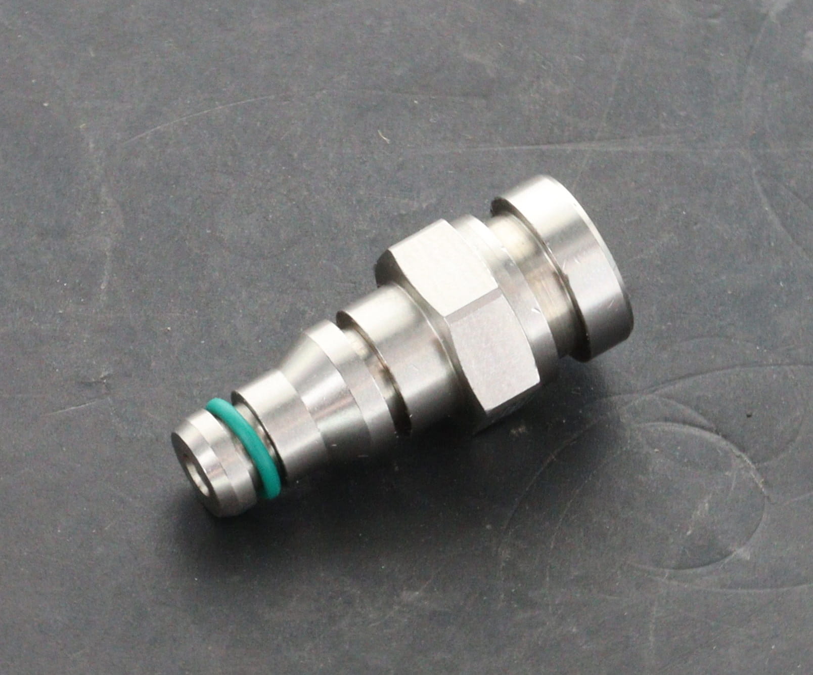BMW clutch hose fitting M10x1.0 Female thread