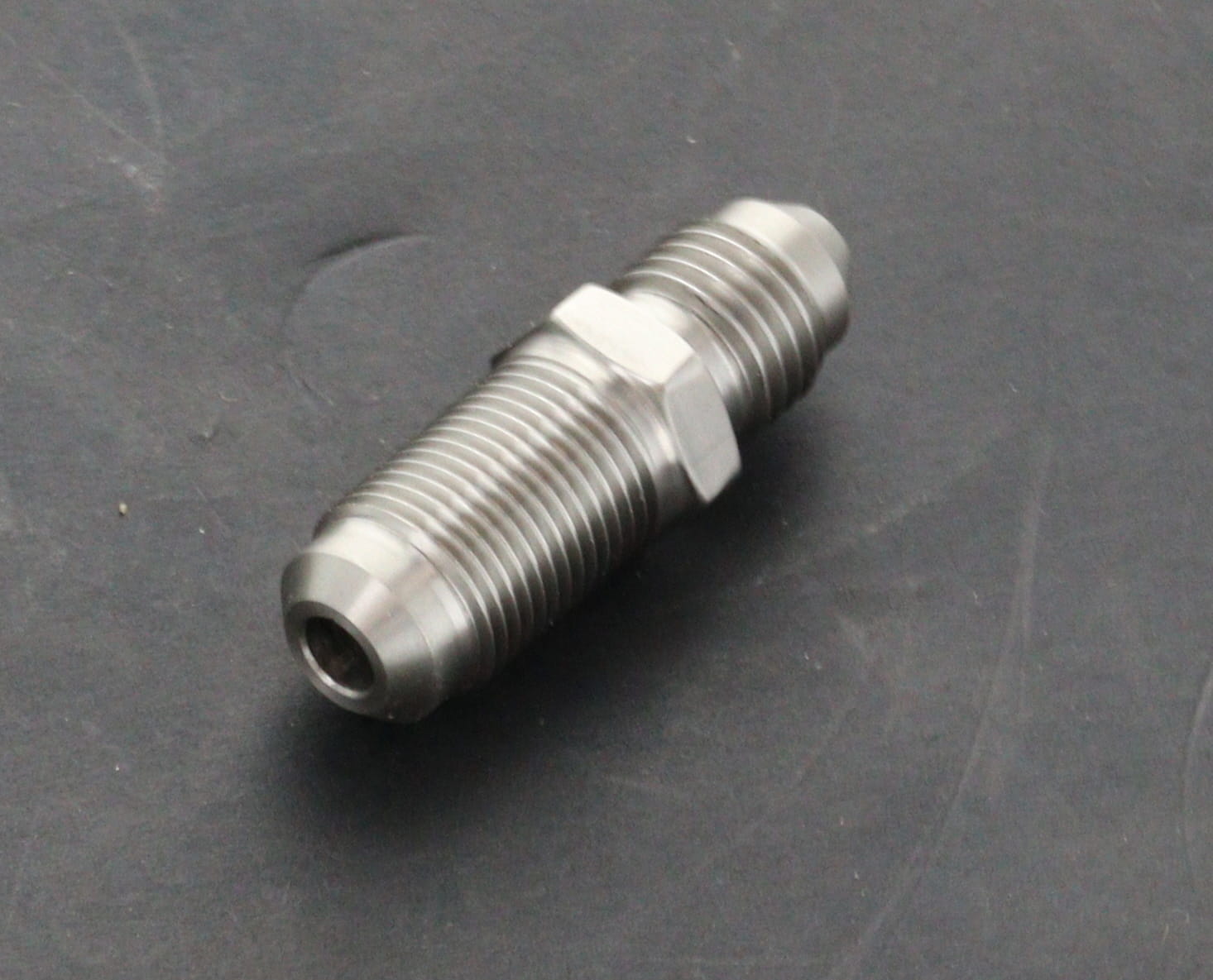 Brake Hose Adaptor M12 x 1.00 – No.4 JIC