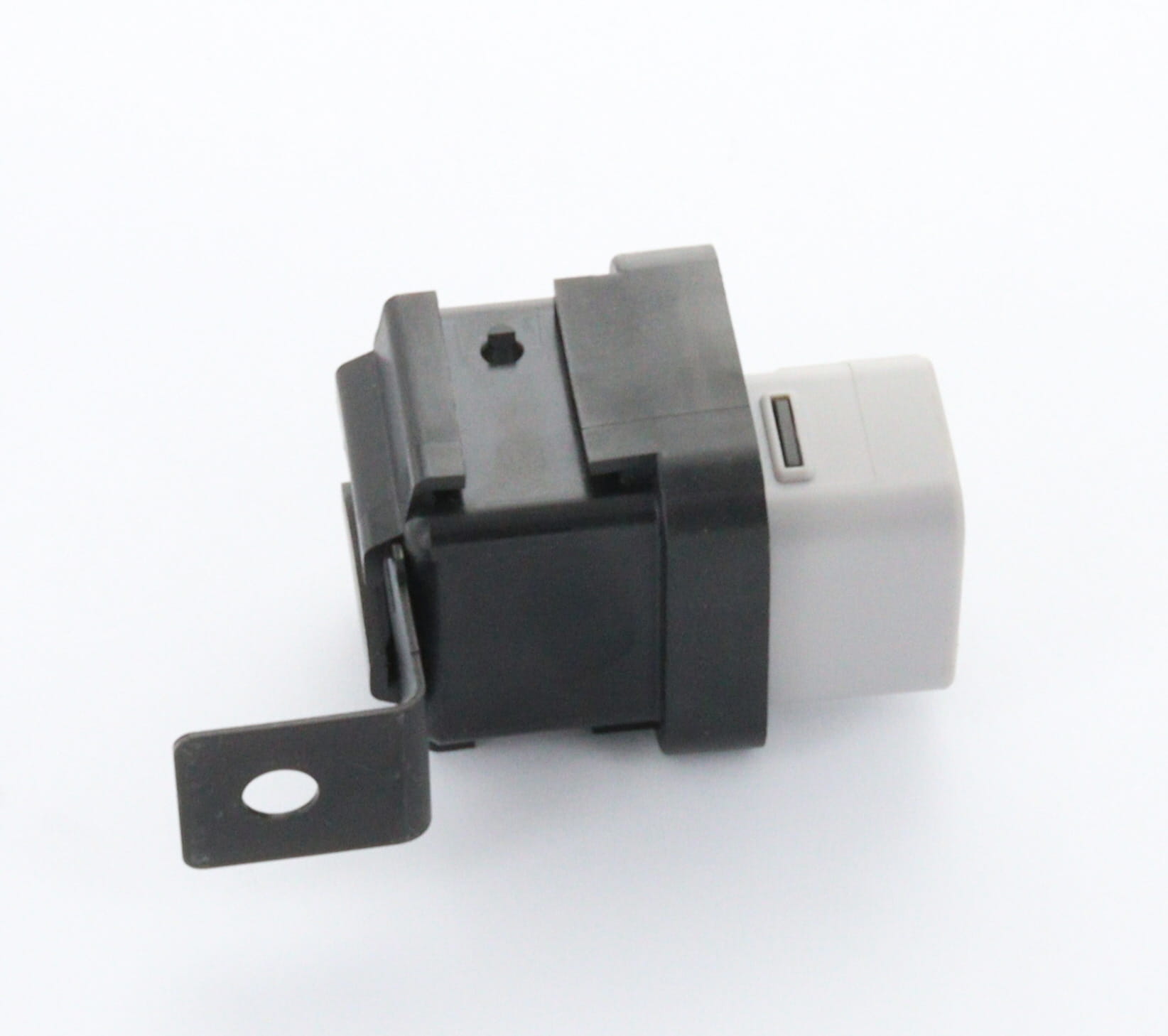 Mitsubishi Evo 8-9 AYC Relay - MR580182