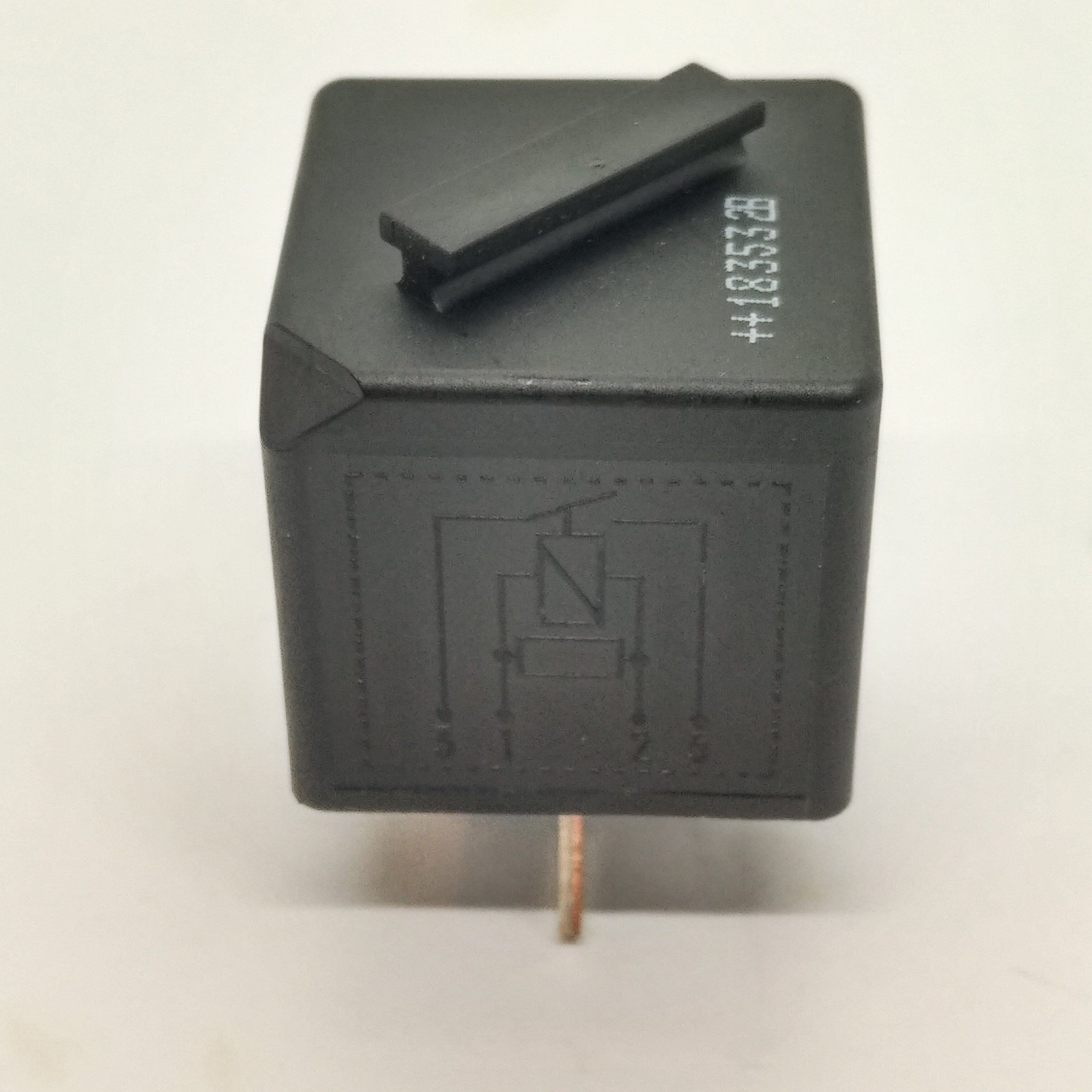 SMG III pump Relay 61366901469