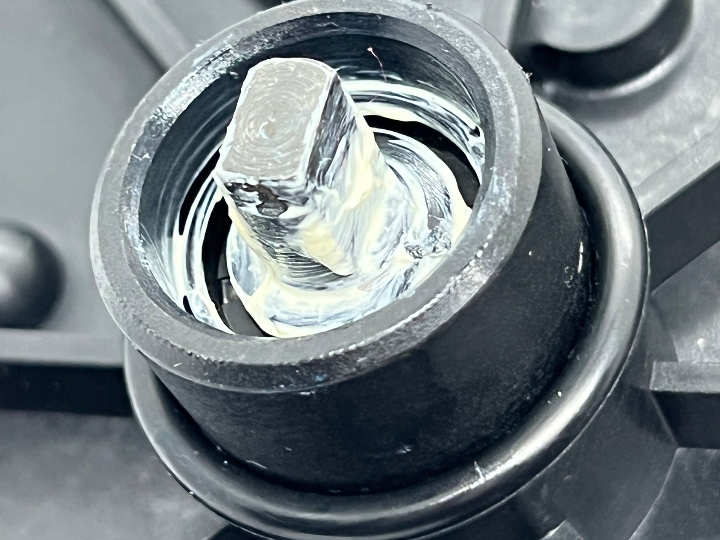 332518S011