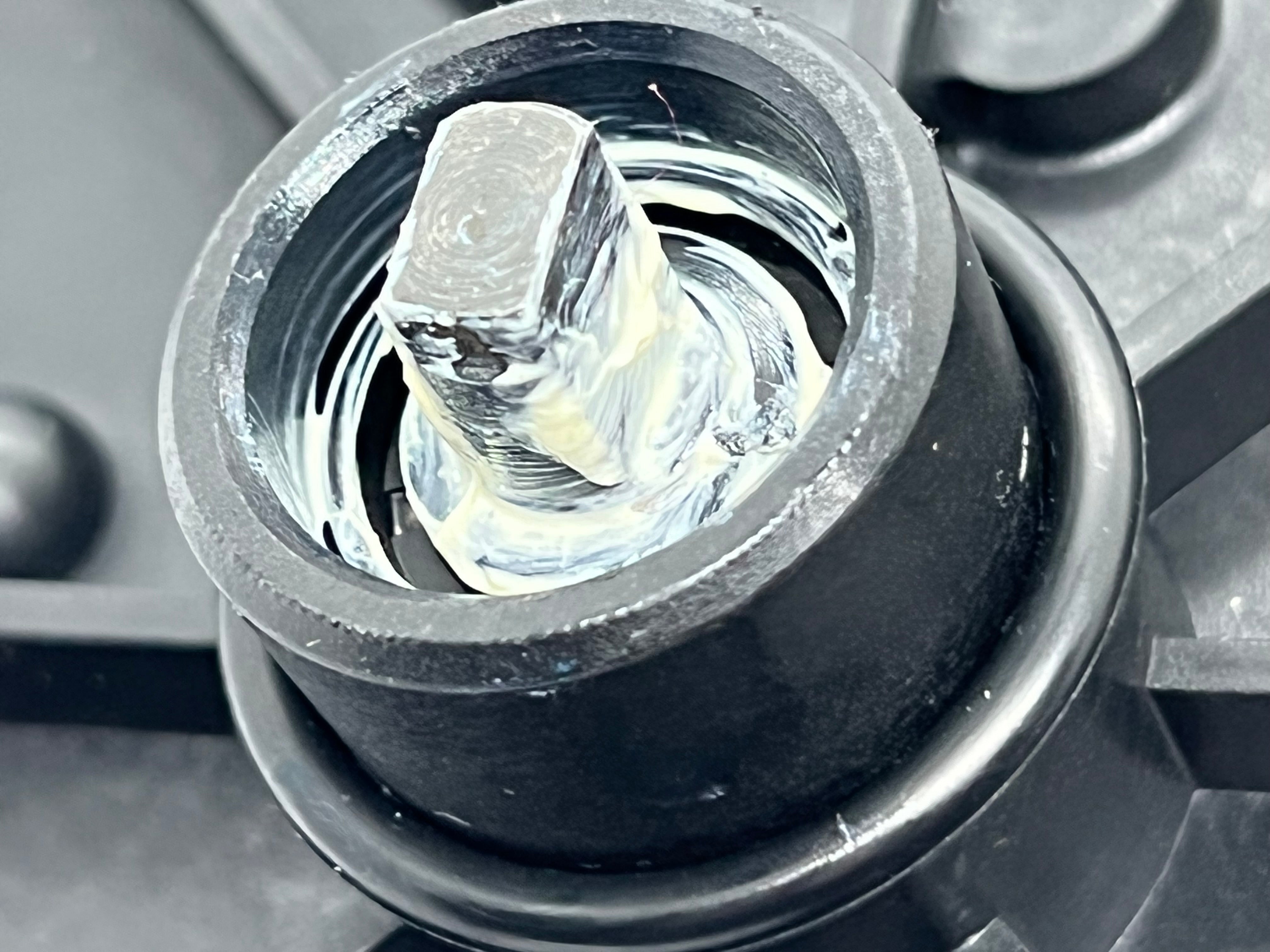 332518S011