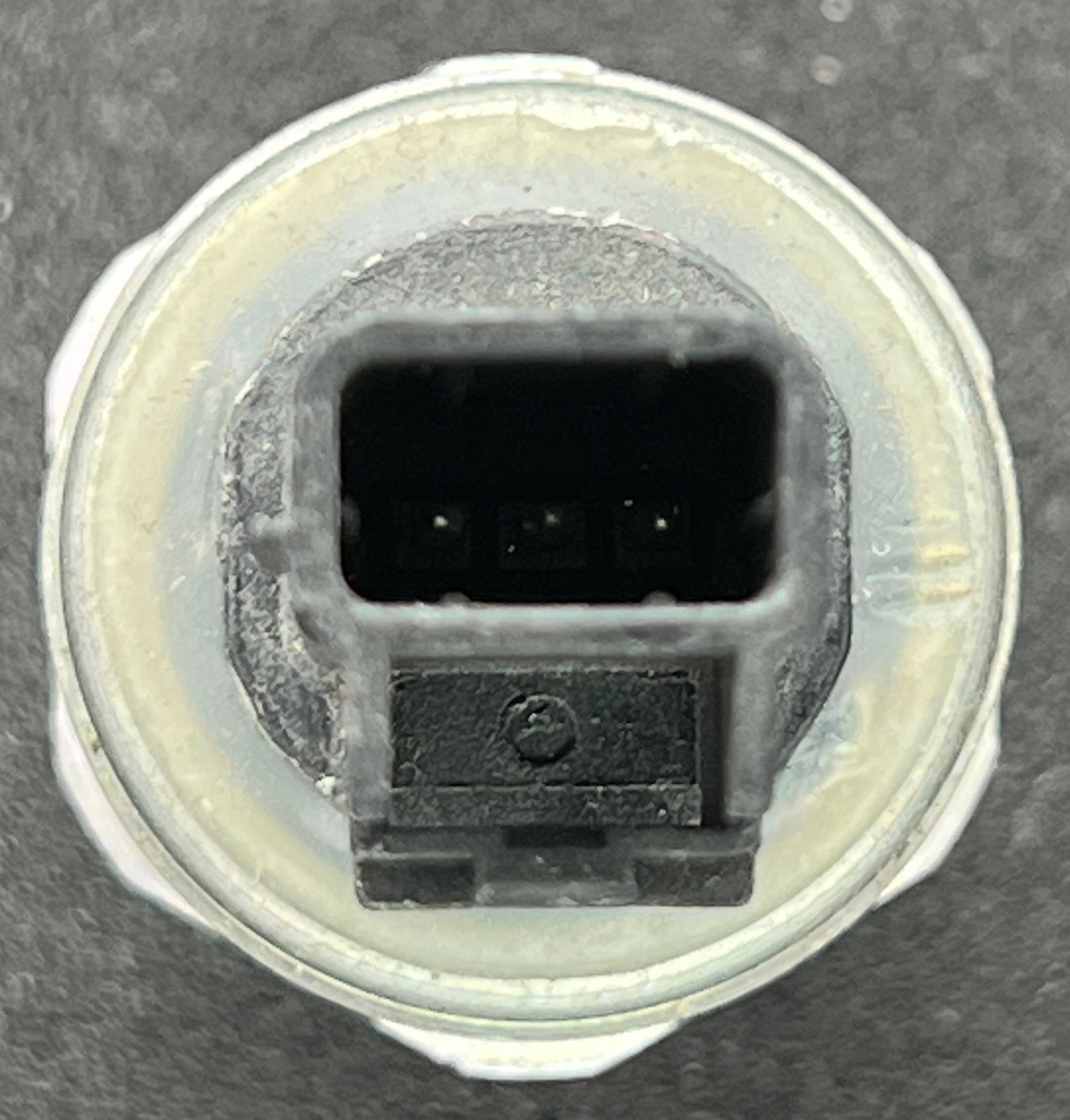 Porsche PDK 7DT-45  transmission pressure sensor 9G 130 738 506