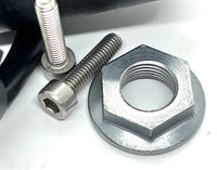 8689644/30783079