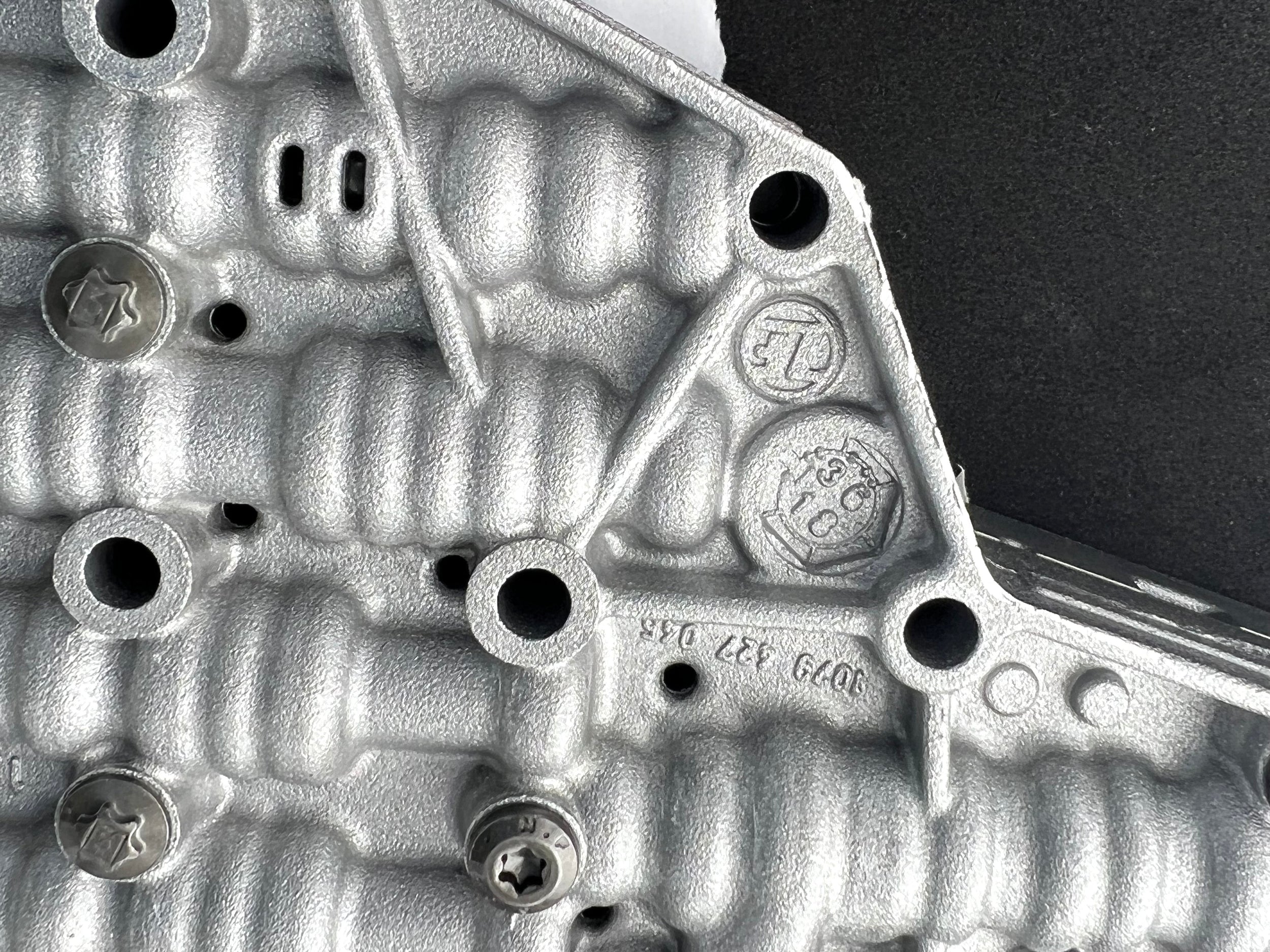 Porsche PDK transmission valve body 9G131701510 Rebuilt Porsche PDK Transmission Valve Body 9G131701535 solenoid clutch pressure shift white black orange germany 911 boxster boxtercayman Carrera, Carrera 4, Carrera 4 Black Edition, Carrera 4 GTS, Carrera 4S, Carrera Black Edition, Carrera GTS, Carrera S, GT3, GT3 RS, R, Targa 4, Targa 4 GTS, Targa 4S 718 
718 CAYMAN 987 991  9G131701535
9G131701500 9G131701505 9G131701510 91831701500
